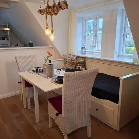 Gemütlich Unter Reet Apartamento